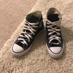 black and white high top converse!